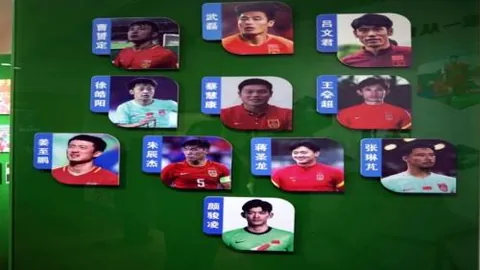 《曼联内部笑谈：员工调侃伍德沃德，连换厕纸都得向格雷泽汇报》