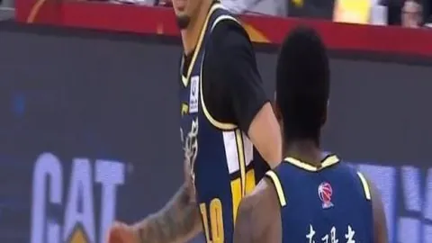 三冠王荣耀仅9人独享：世界杯、欧冠、金球奖齐飞