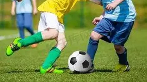 库里贡献13分6助攻，勇士力克马刺，西部第六席位稳固